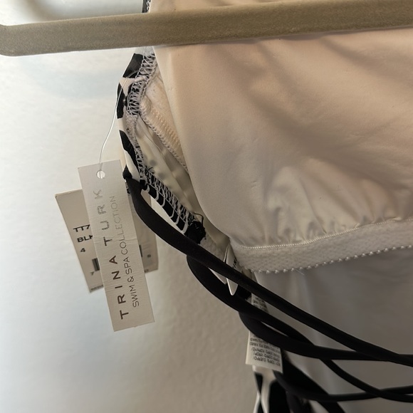 Brand New with Tags & Liner Size 4 Trina Turk Swim: removable strap included - Picture 3 of 4